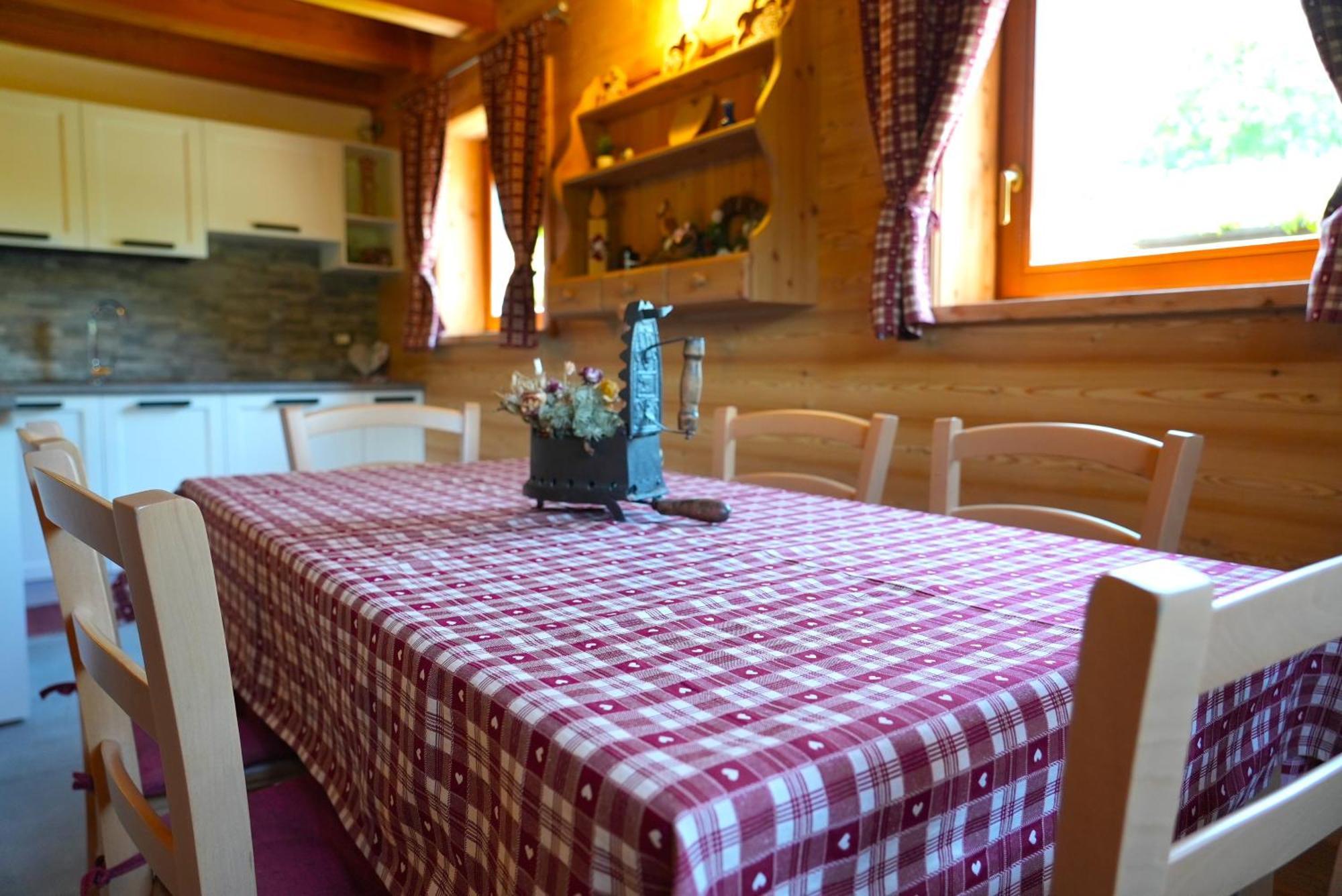 Chalet Navauce Raveo Eksteriør billede